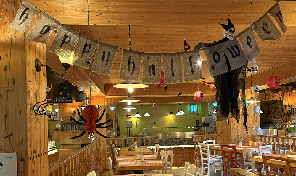 Sala allestita per Halloween di San Michele
